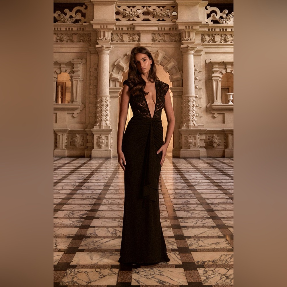 NWT Pretty Little Thing the Label Black Lace Deep V Neck Ruched Maxi Dress